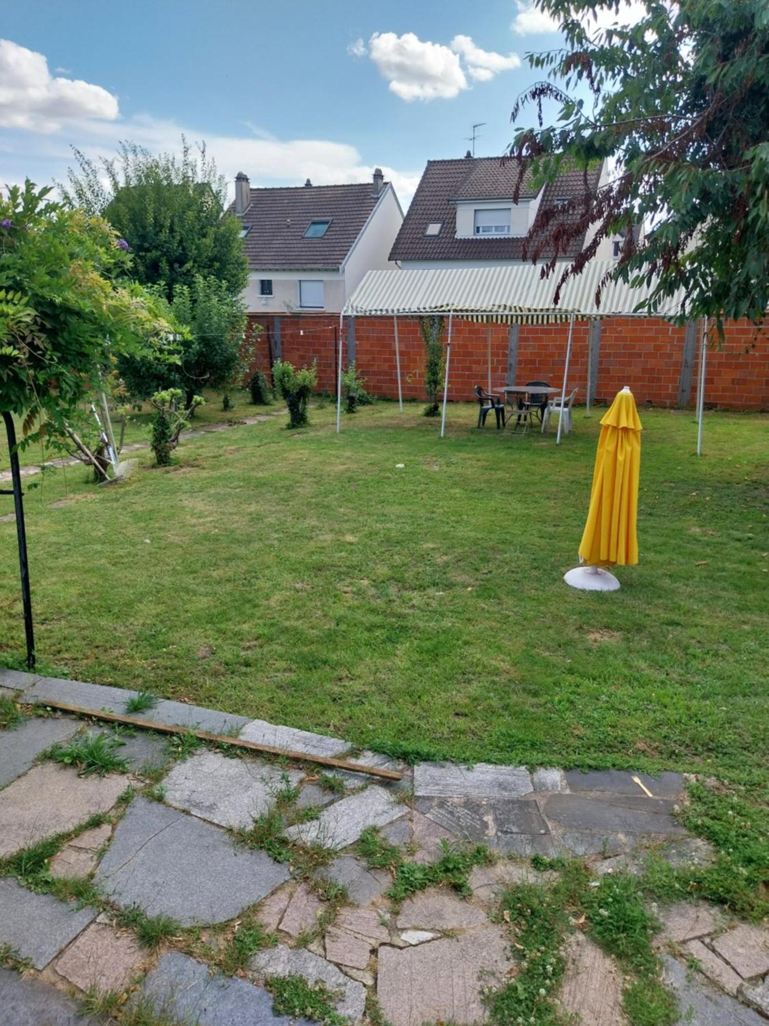 Zoe 1 Savigny-sur-Orge Exterior foto